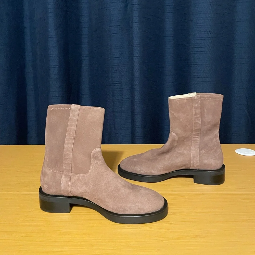 Stuart Weitzman Women's Brown Sadie Bootie